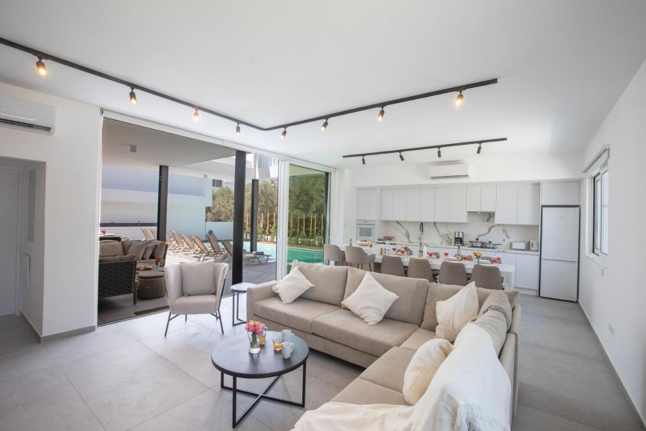 Kube Luxury Villas Ayia Napa Exteriör bild