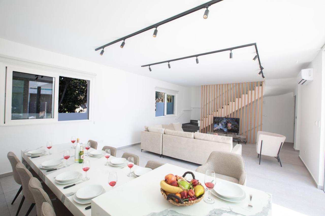 Kube Luxury Villas Ayia Napa Exteriör bild