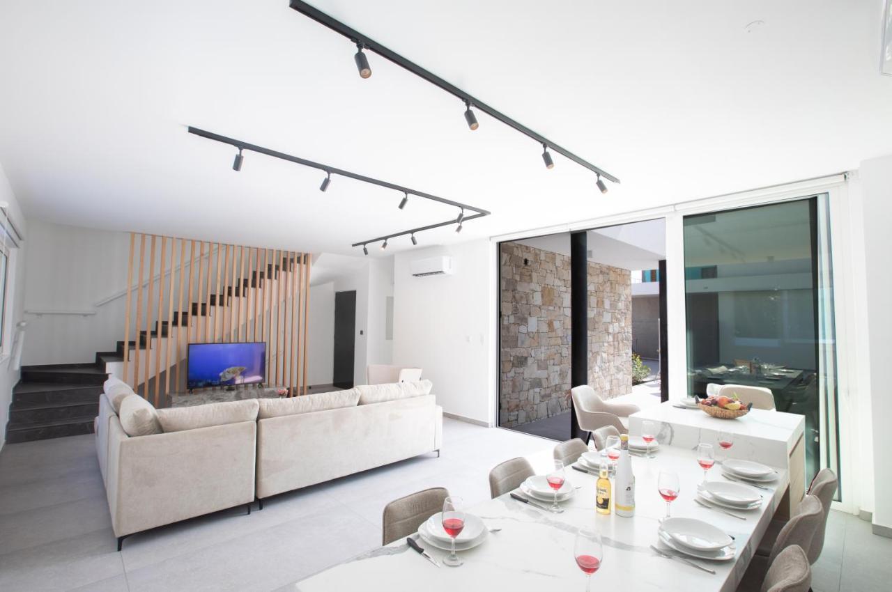 Kube Luxury Villas Ayia Napa Exteriör bild