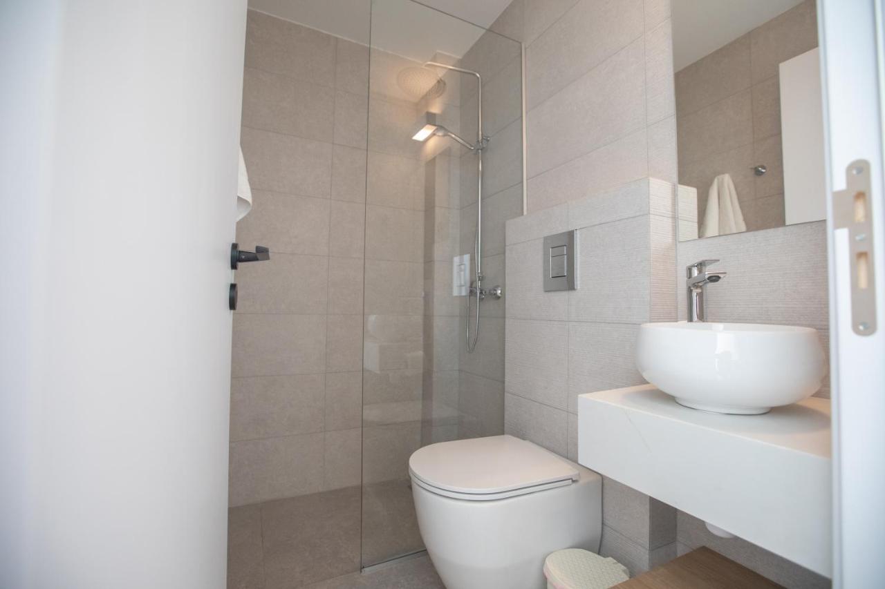 Kube Luxury Villas Ayia Napa Exteriör bild