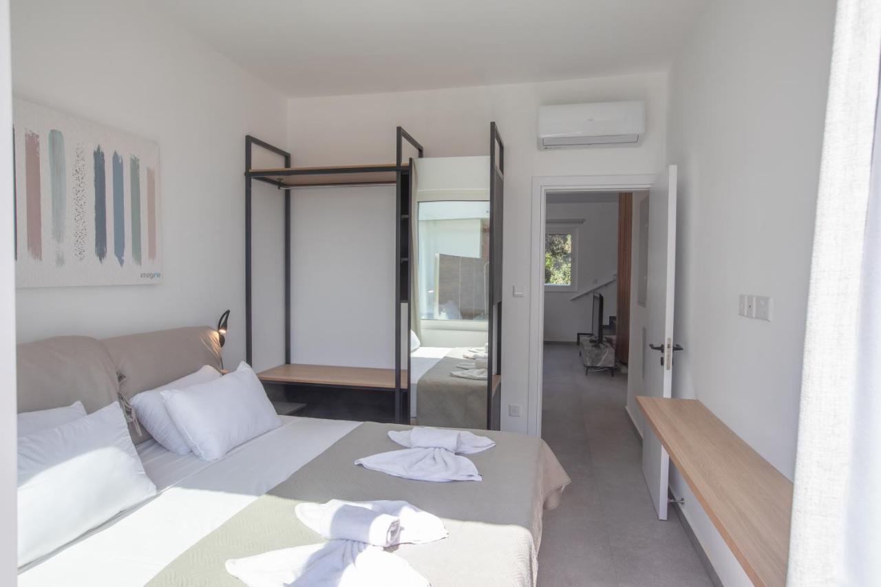 Kube Luxury Villas Ayia Napa Exteriör bild