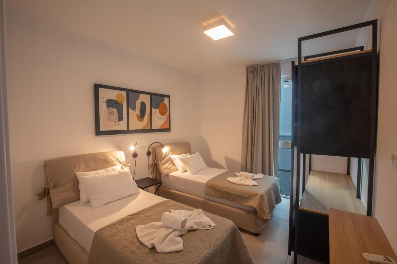 Kube Luxury Villas Ayia Napa Exteriör bild