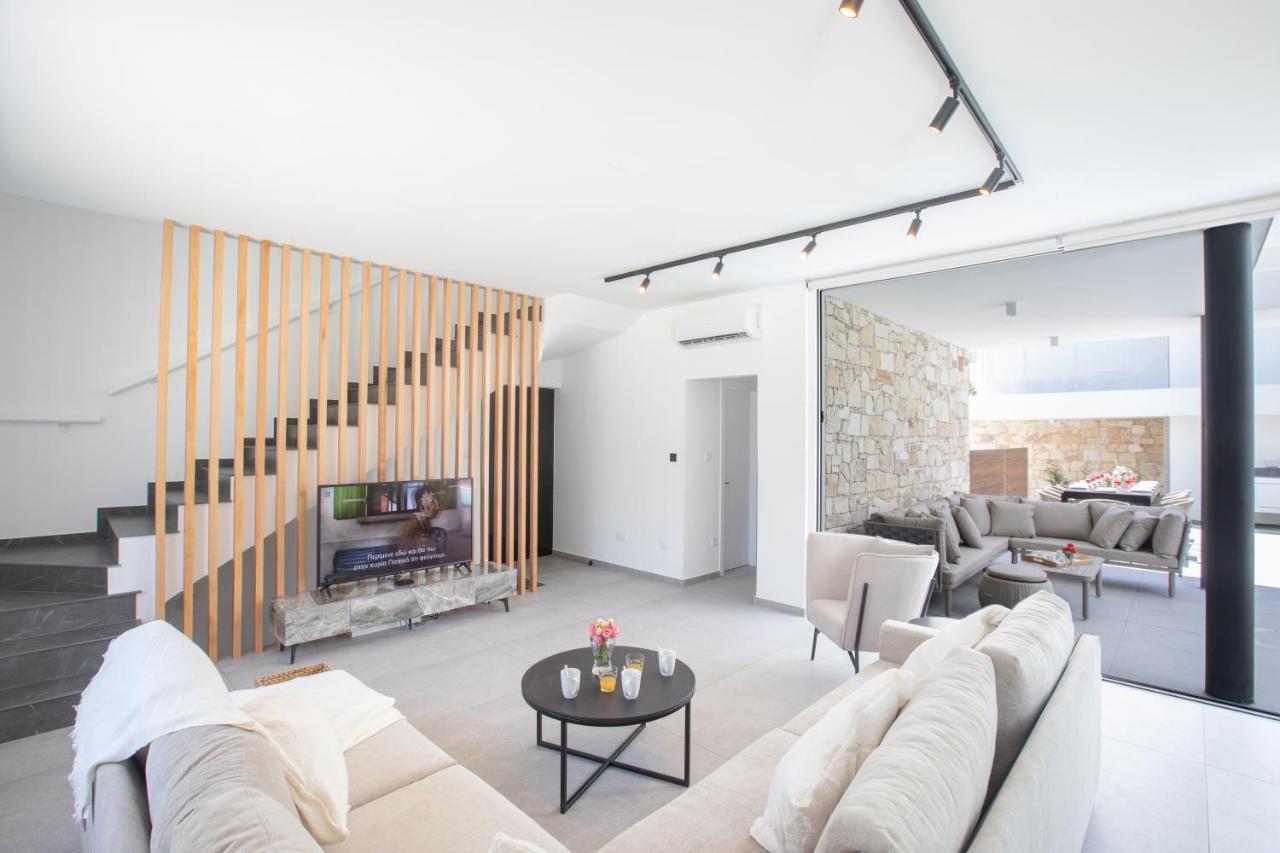 Kube Luxury Villas Ayia Napa Exteriör bild