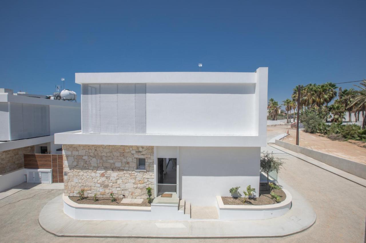 Kube Luxury Villas Ayia Napa Exteriör bild